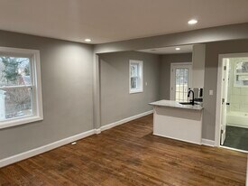 Building Photo - 273 56th Pl NE