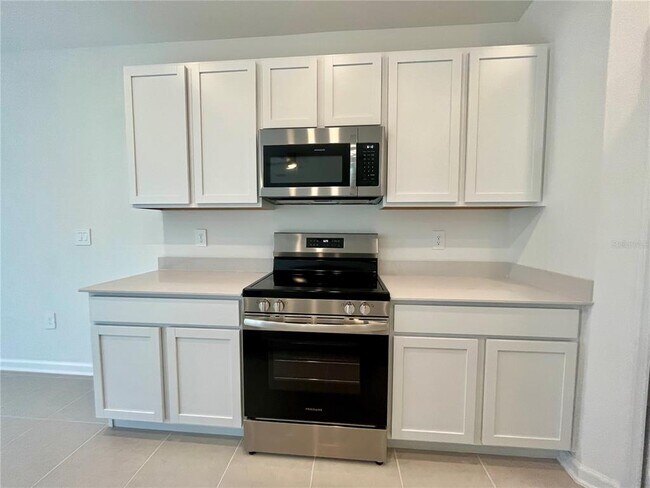Building Photo - 4700 Golden Knight Blvd