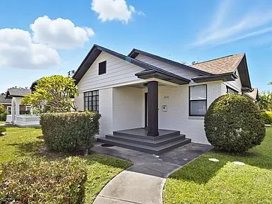 Building Photo - Fall Semester Move-In | Spacious 5BR Home in Ridgewood Park