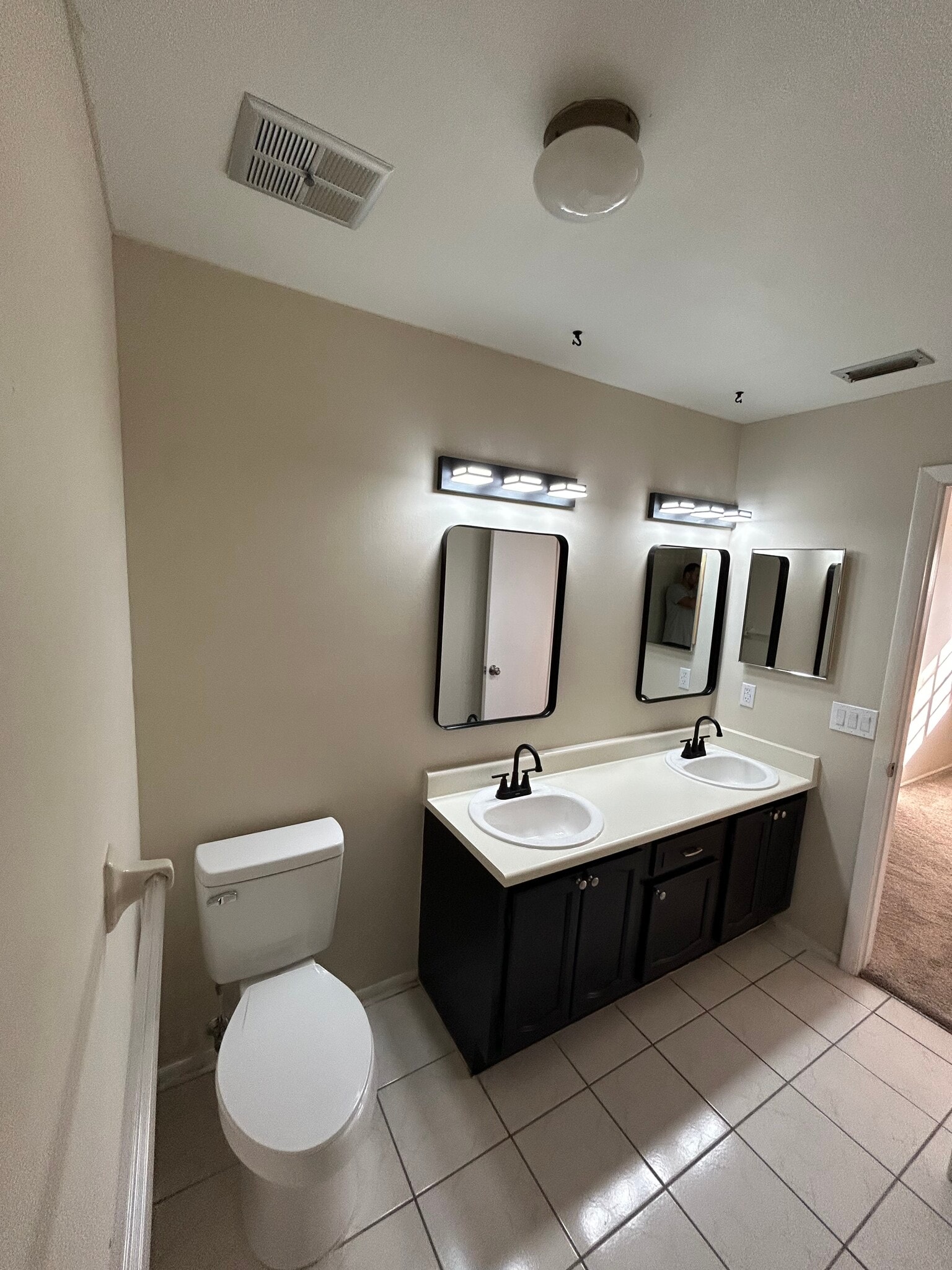 Master bath - 4026 Passport Ln