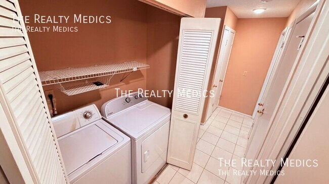 Building Photo - 12209 Coral Reef Dr
