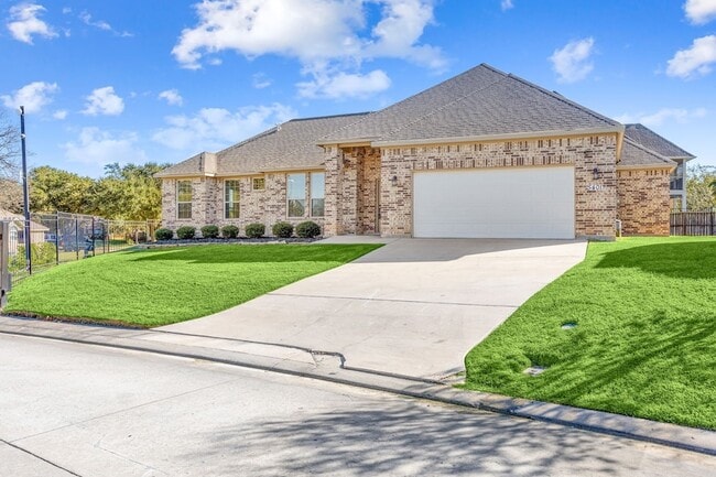 Building Photo - 5401 Zephyr Ln