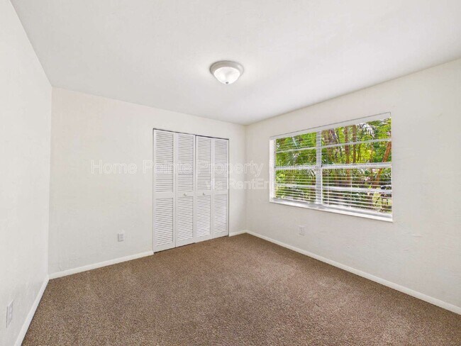 Building Photo - 18543 Iris Rd