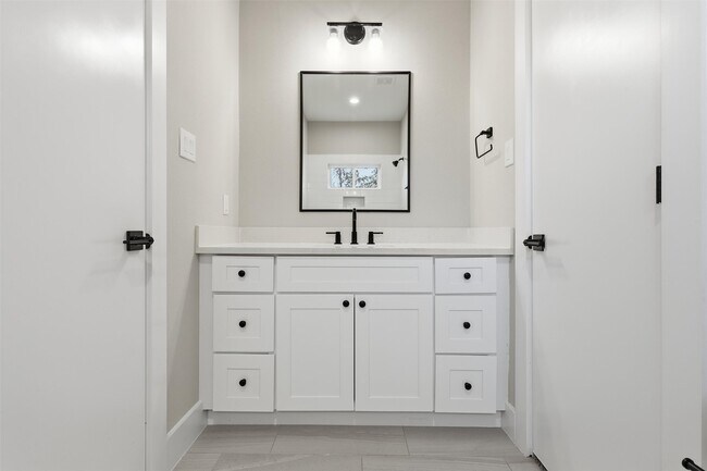 Building Photo - 9 Wellford St