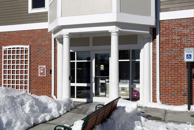Building Photo - Cutler Heights