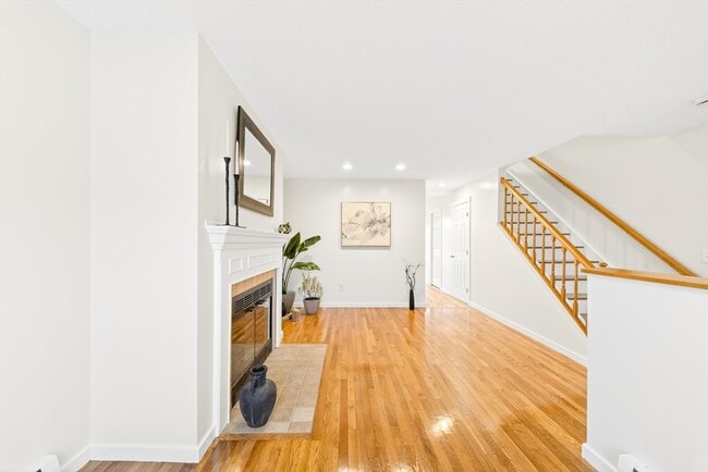 Building Photo - 82 Camelot Dr