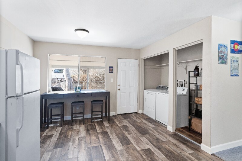Building Photo - 1625 Banyan Dr