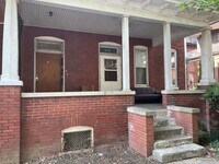 Building Photo - 215 Woodbine St