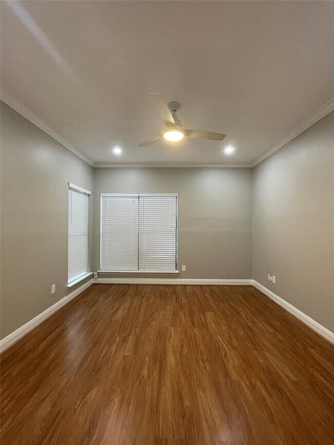 Building Photo - 5000 Milwee St