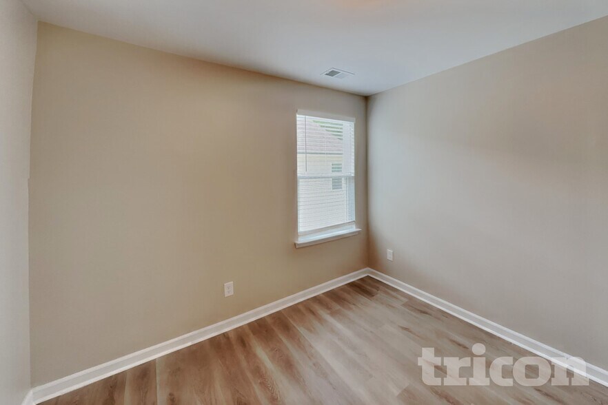 Building Photo - 309 Woodfern Ct