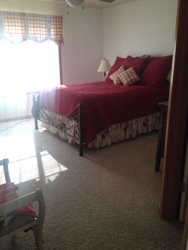 Master Bedroom - 17195 Monroe Drive NW