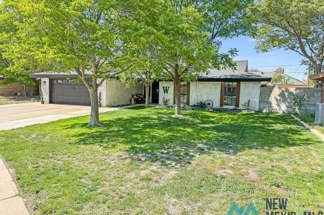 Building Photo - 1210 W Pueblo Ave