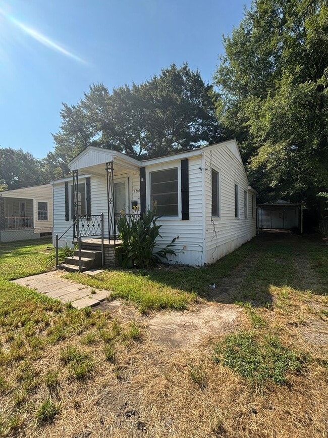 Building Photo - Charming 2 bedroom