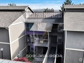 Building Photo - Amenities Abound! 1Bed, 1Bath Condo in Wes...