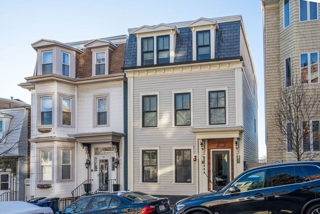 Building Photo - 75 Old Harbor St