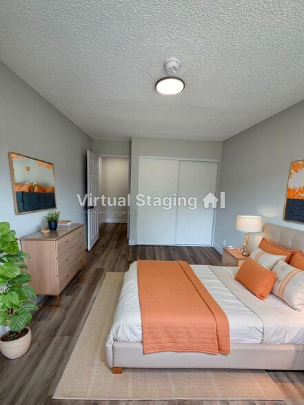 Building Photo - 1207 W 39th Pl