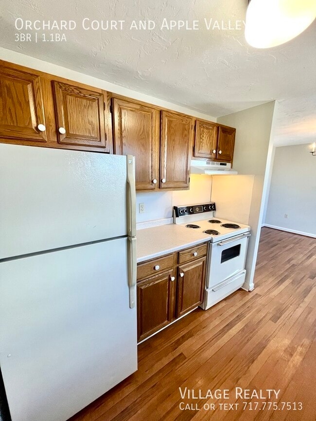 Building Photo - 302 Orchard Ct