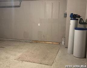 Building Photo - 2118 Silver Maple