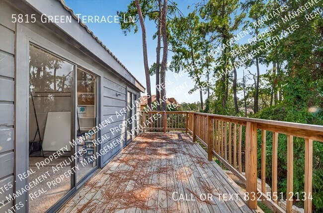 Building Photo - 5815 Green Terrace Ln