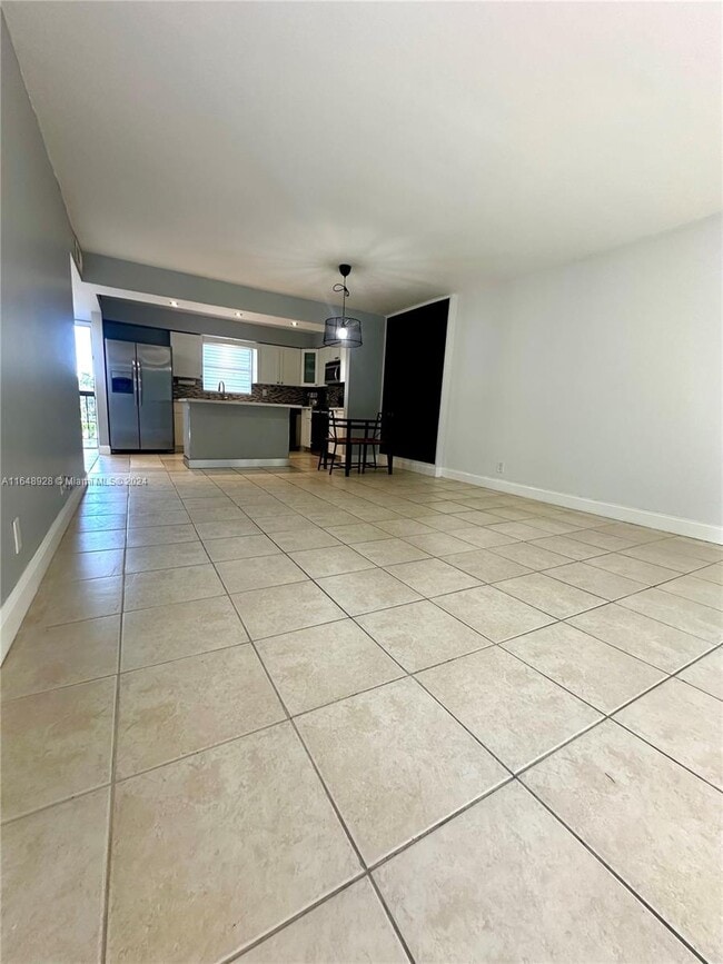 Building Photo - 7060 Nova Dr