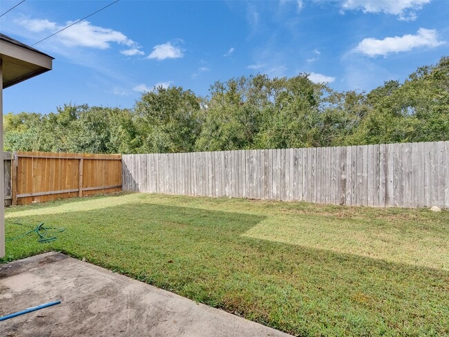 Building Photo - 10223 Sierra Grace Ln