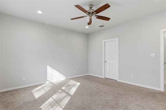 Building Photo - 4705 Washington St