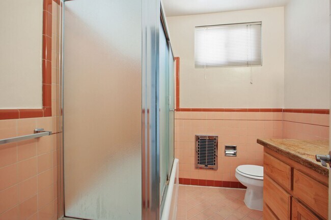 Building Photo - 1975 S Beverly Glen Blvd