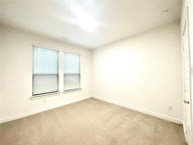 Building Photo - 1600 Dropseed Dr