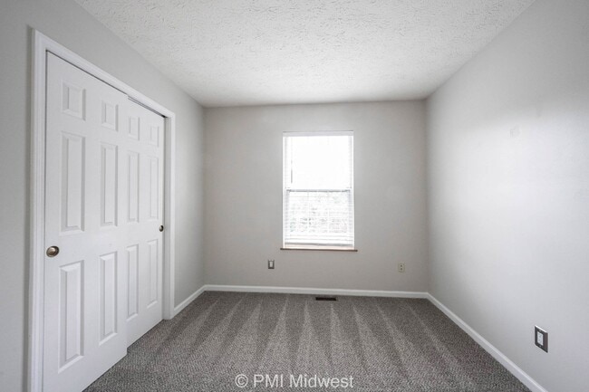Building Photo - 860 Sable Ridge Dr