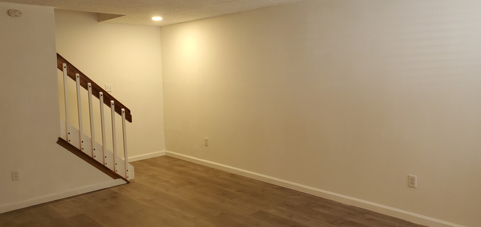 Building Photo - 1310 Firefly Cir