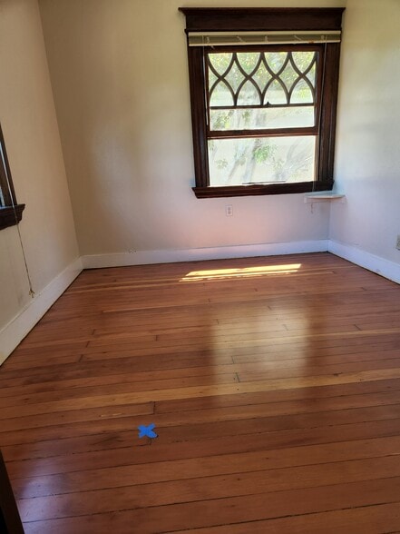 Primary Photo - 1924 Channing Way