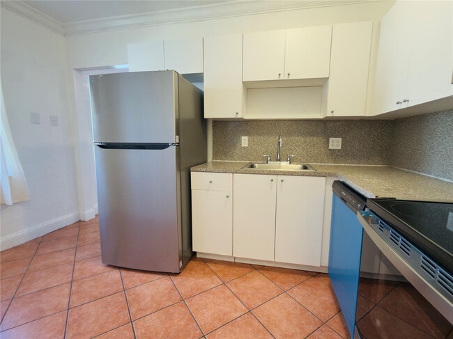 Building Photo - 3172 McDonald St