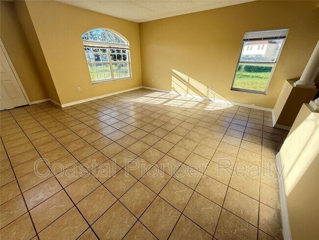 Building Photo - 4554 Ficus Tree Rd