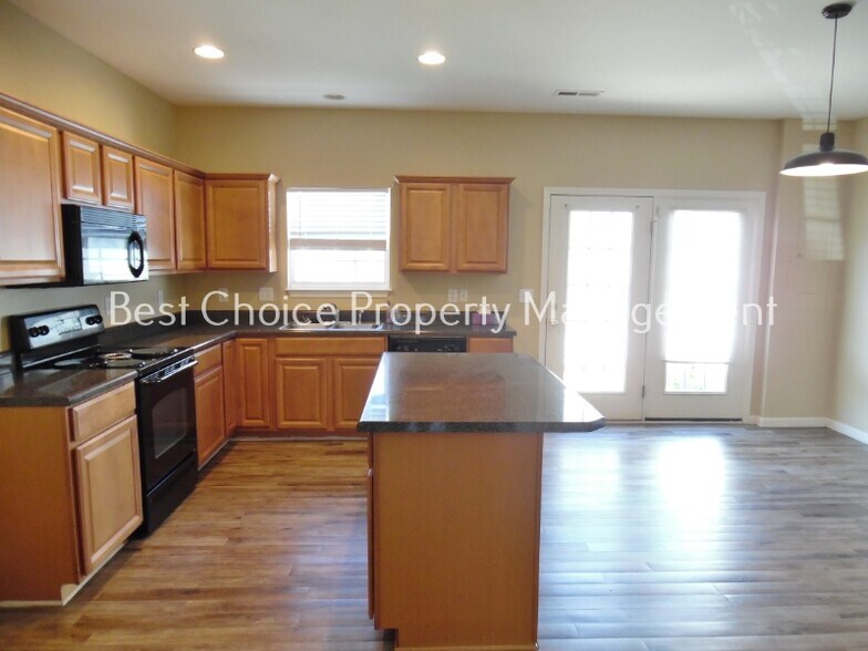 Building Photo - 354 Moonstone Dr