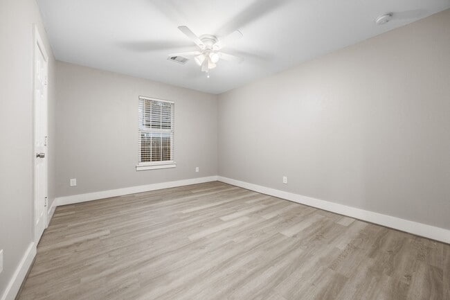 Building Photo - 6710 Mcwilliams Dr