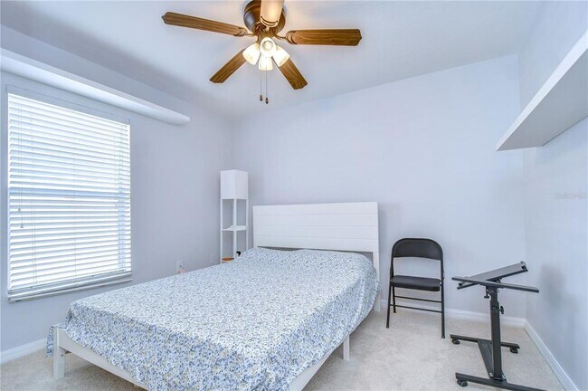 Building Photo - 30847 Bridgegate Dr