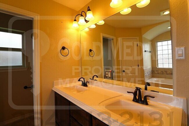 Building Photo - 6009 Cordillera Dr