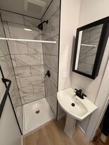 Building Photo - 2413 DuPont Ave S