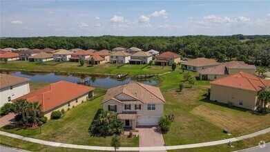 Building Photo - Bellalago Home
