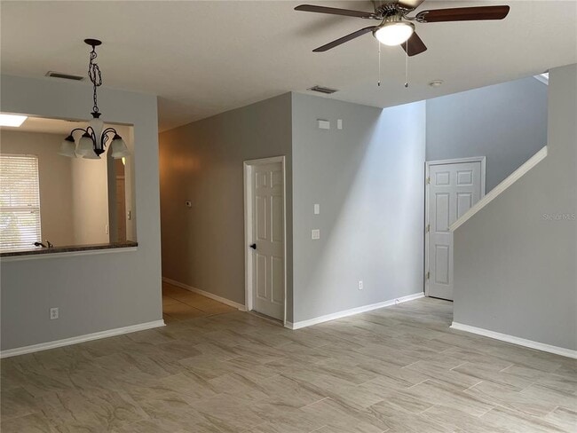 Building Photo - 2061 Retreat View Cir