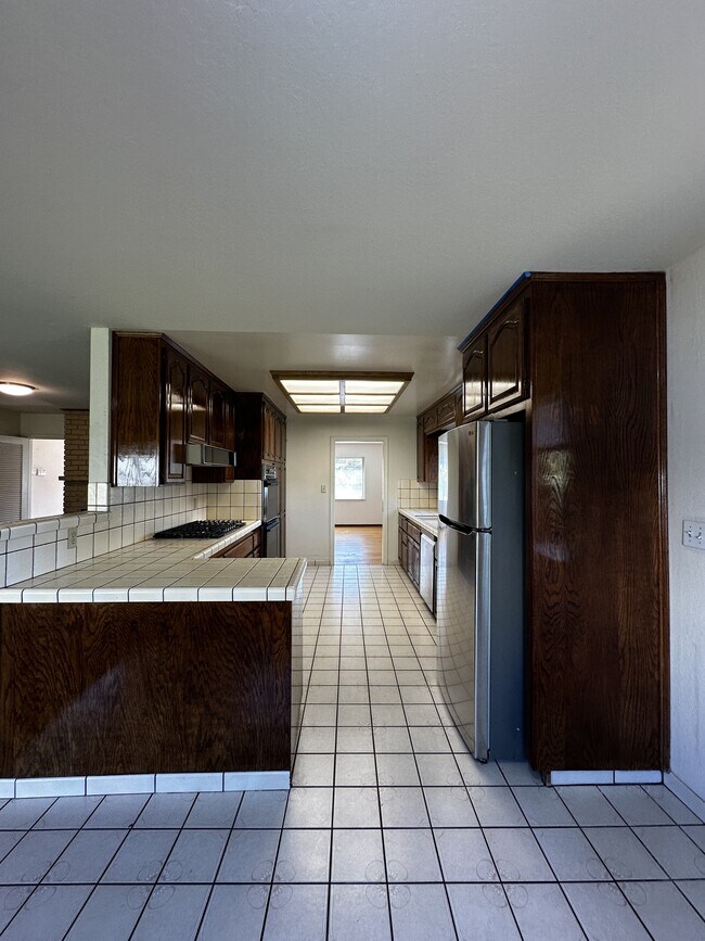 Building Photo - 154 Maiden Ln