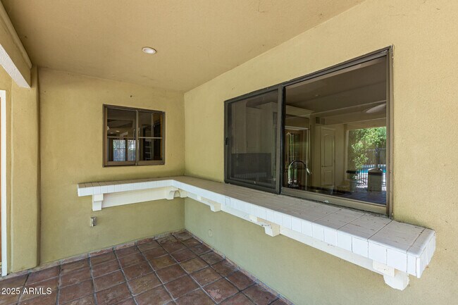 Building Photo - 49 Biltmore Estates Dr