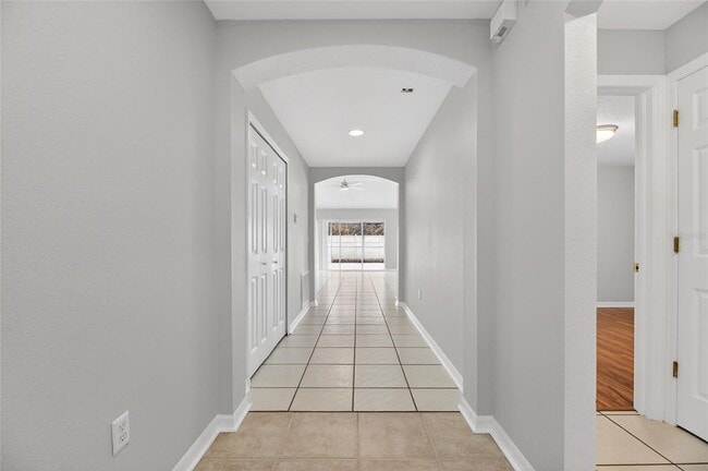 Building Photo - 9613 Cypress Harbor Dr