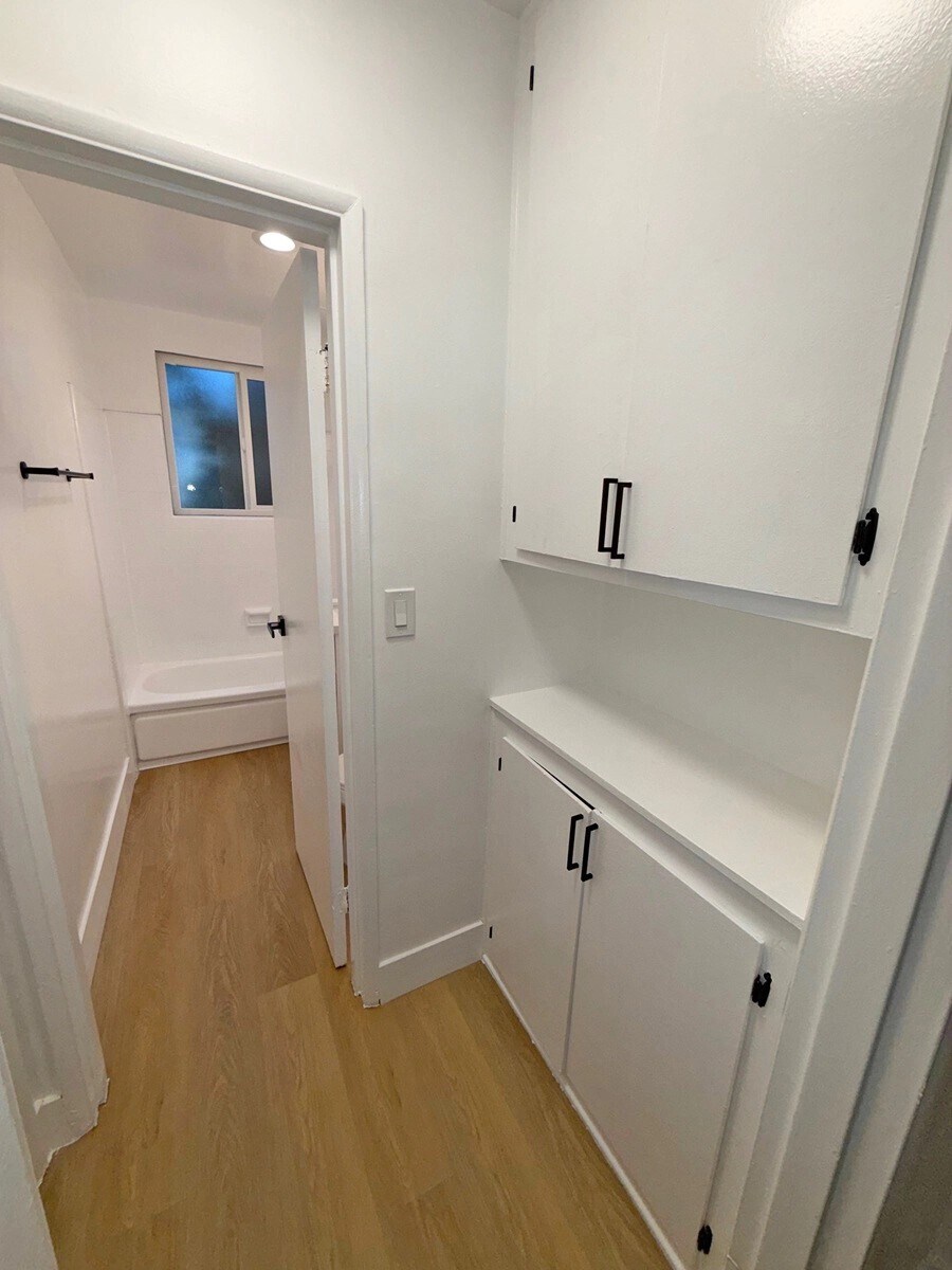 Building Photo - 3685 Mentone Ave