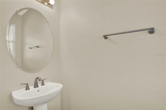 Building Photo - 1994 Silverweed Way