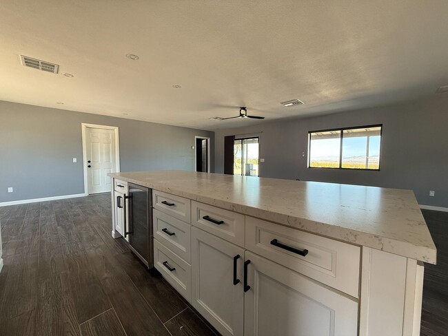 Building Photo - Remodeled 2 Bedroom Home in 29 Palms