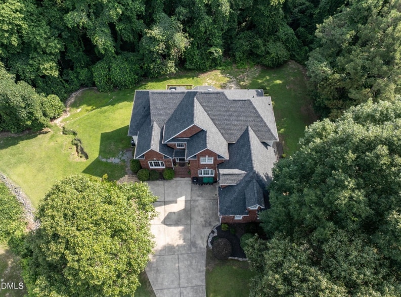 Building Photo - 230 Paula Dr