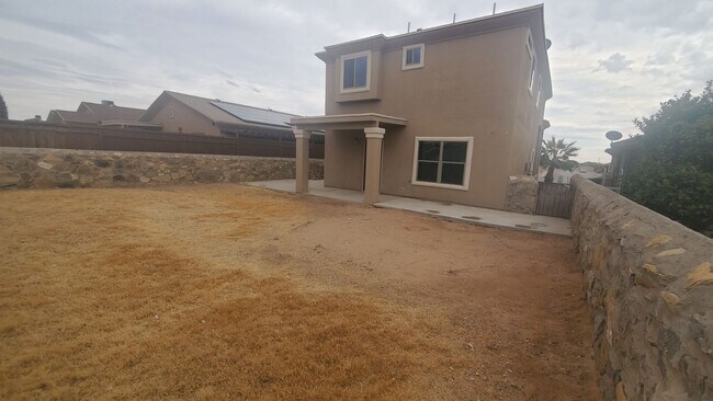 Building Photo - HOME FOR RENT ON THE EASTSIDE