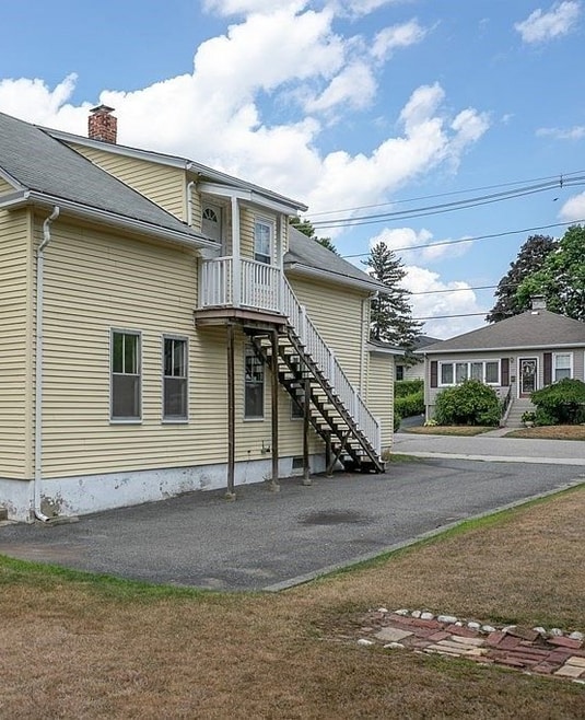 Building Photo - 28 Villa Rd