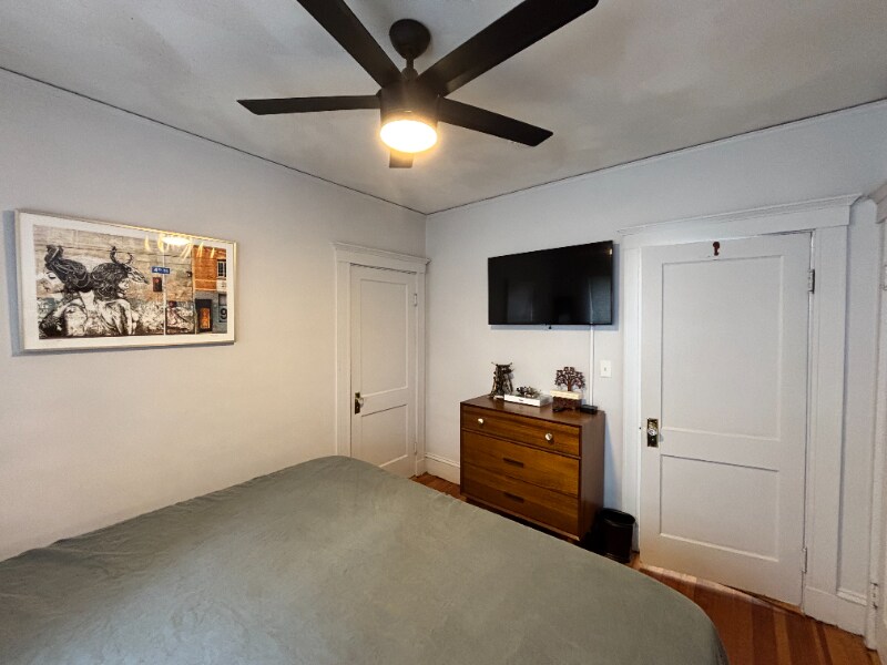 Building Photo - 24 Teele Ave